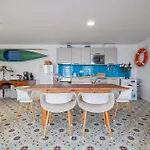 Sea House *